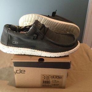 Hey Dude Wally Stretch